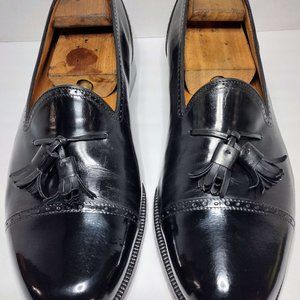 Salvatore Ferragamo mens black cap toe tassel size 12 d  loafers size